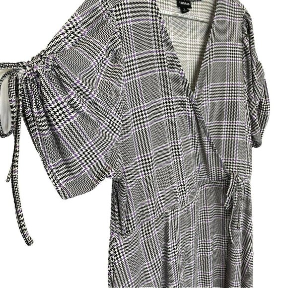 Torrid Dress Midi Studio Wrap Dress Womens Plus Size 2X Gray Houndstooth Zig Zag - Picture 3 of 6